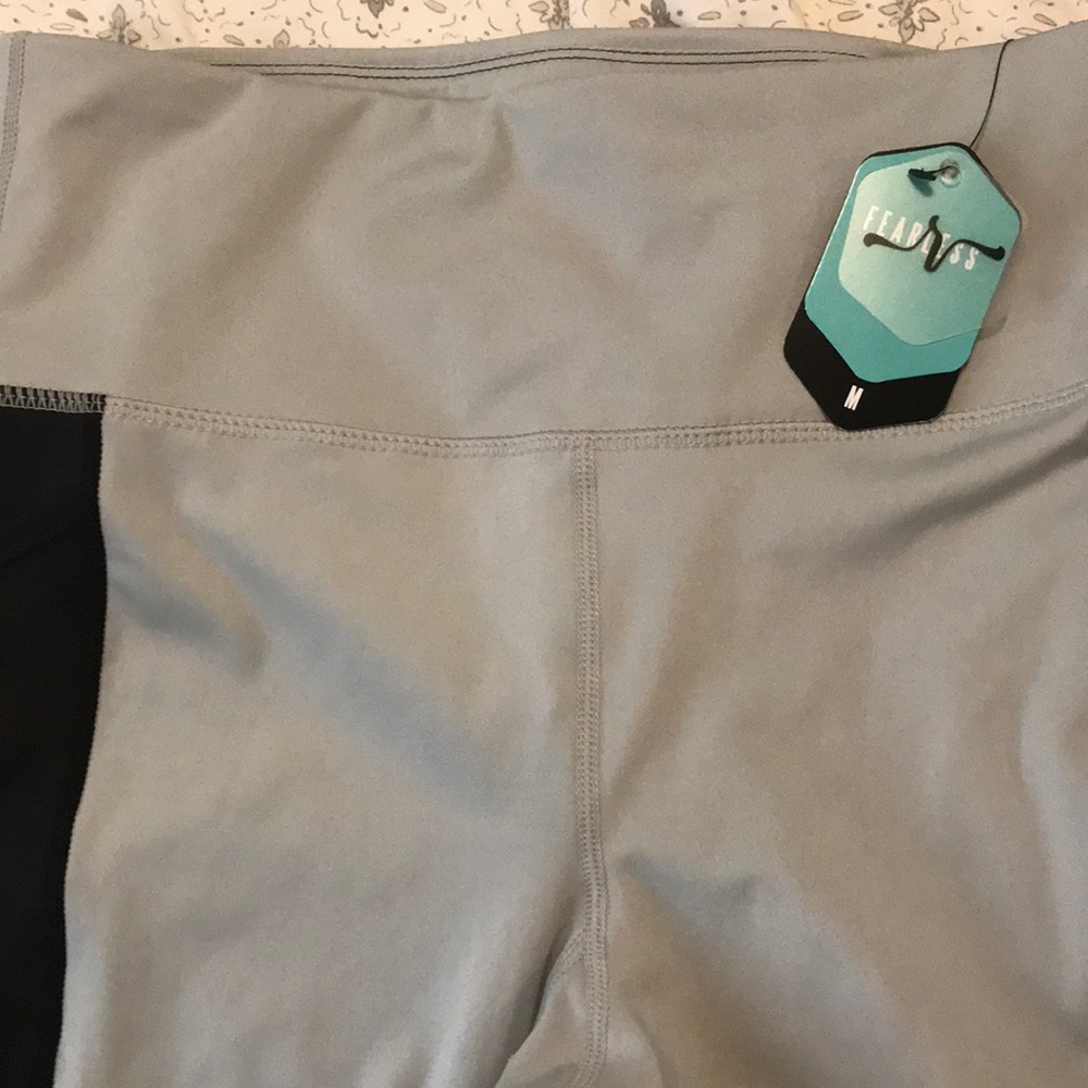 Lularoe Rise Collection Fearless crop leggings NWT